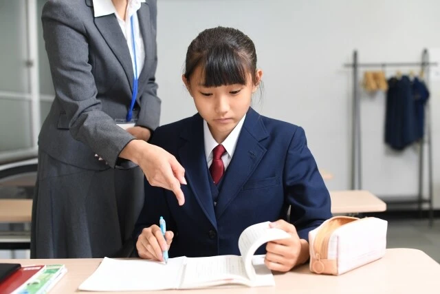 中学生の塾の費用相場